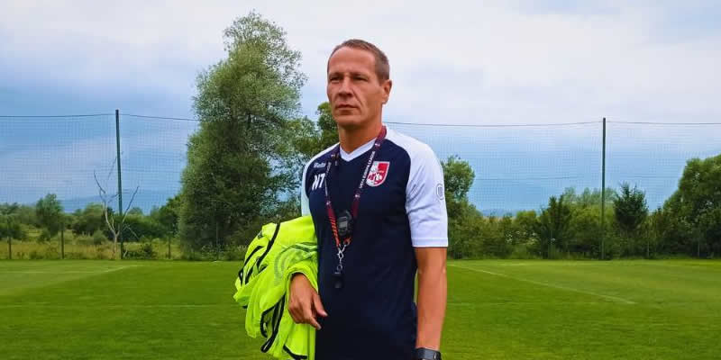 Nastavlja se trenerska vrteška u Superligi: Trajković je bivši, Radnički  traži novog šefa struke - Sportal